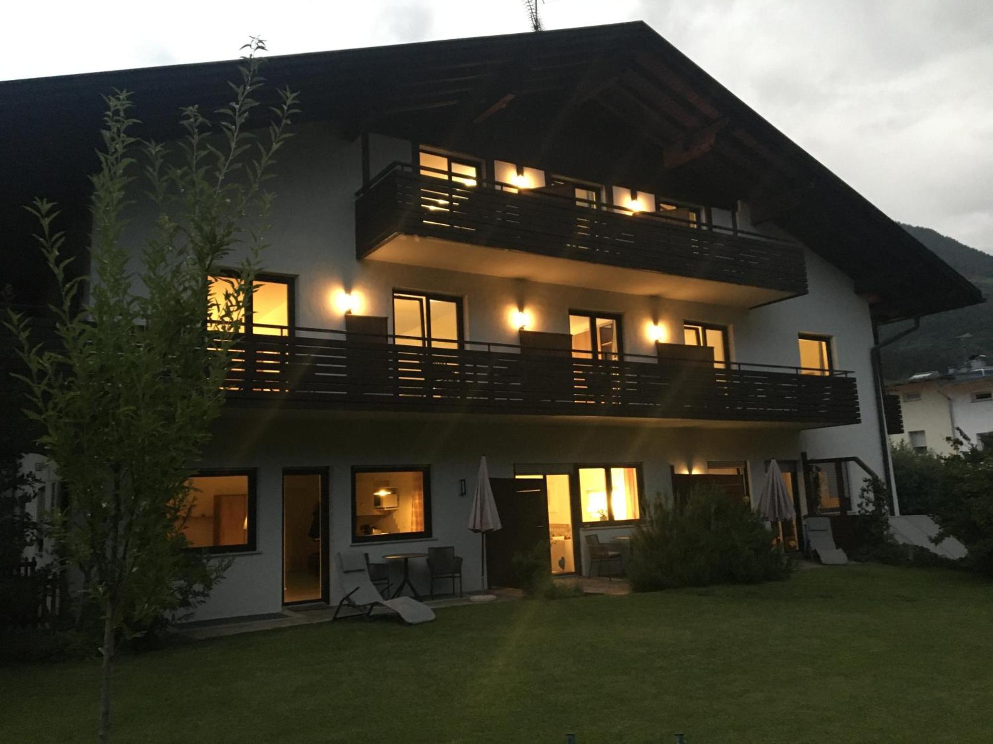 סילנדרו Appartements Kortscherhof מראה חיצוני תמונה