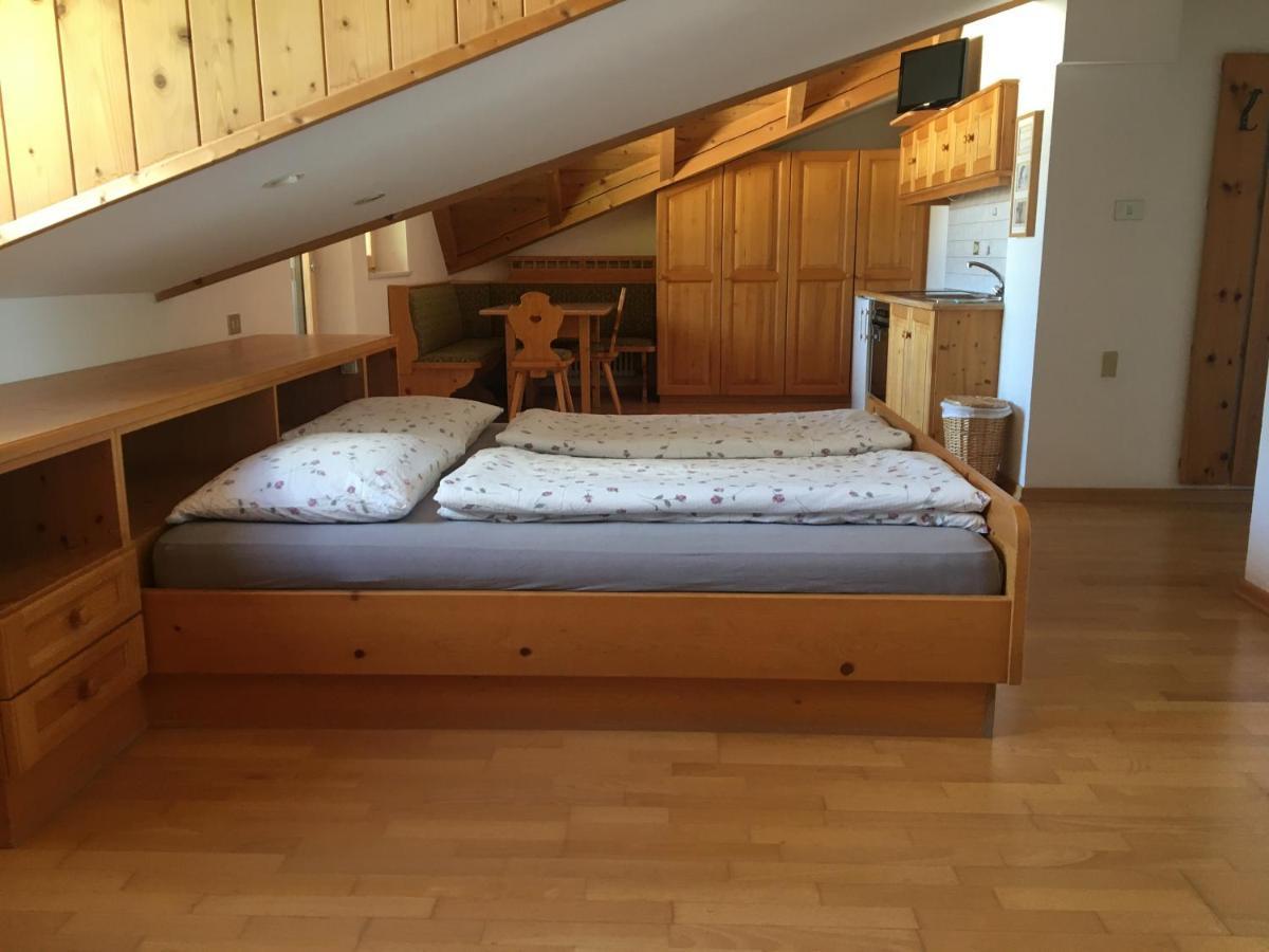 סילנדרו Appartements Kortscherhof מראה חיצוני תמונה